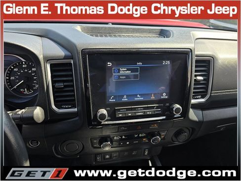 Used 2024 Nissan Frontier SL RWD image 14
