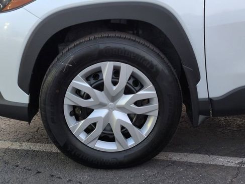 New 2026 Toyota Corolla Cross L image 9