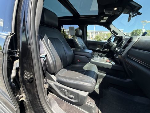 Used 2018 Ford Expedition Max Limited w/ Equipment Group 301A AWD/4WD image 26