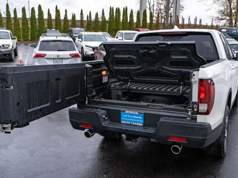 New 2026 Honda Ridgeline RTL image 12