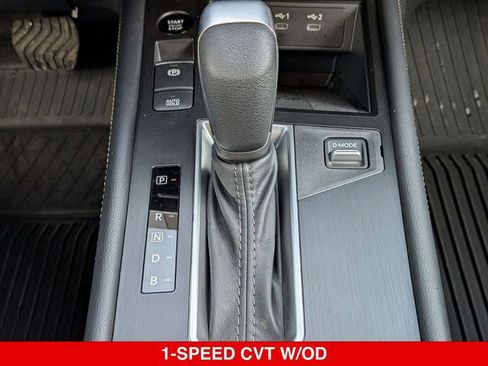 Certified 2025 Nissan Kicks SV AWD/4WD image 28