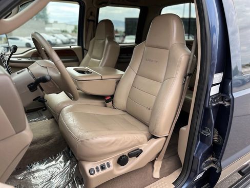 Used 2004 Ford F350 Lariat image 18