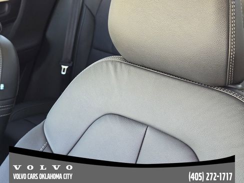 New 2026 Volvo XC40 B4 Core w/ Protection Package Premier image 14