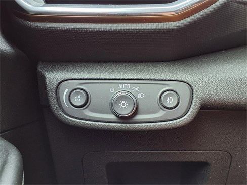 Certified 2021 Chevrolet TrailBlazer ACTIV w/ Technology Package image 20