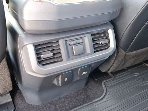 Used 2021 Ford F150 Lariat w/ Equipment Group 502A High AWD/4WD image 24