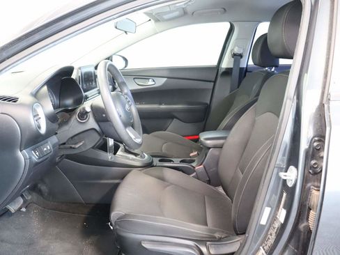 Used 2020 Kia Forte LXS image 8