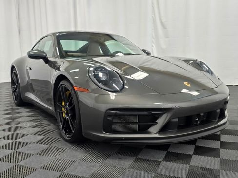 Certified 2024 Porsche 911 Carrera GTS image 9