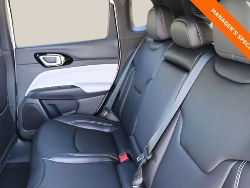 New 2026 Jeep Compass Limited image 15