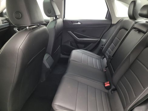 Used 2023 Volkswagen Jetta SE image 18