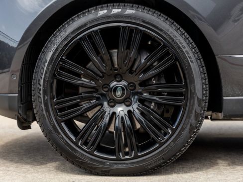 Used 2022 Land Rover Range Rover Westminster Edition image 11