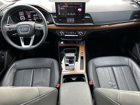Used 2023 Audi Q5 2.0T Premium Plus w/ Premium Plus Package image 12