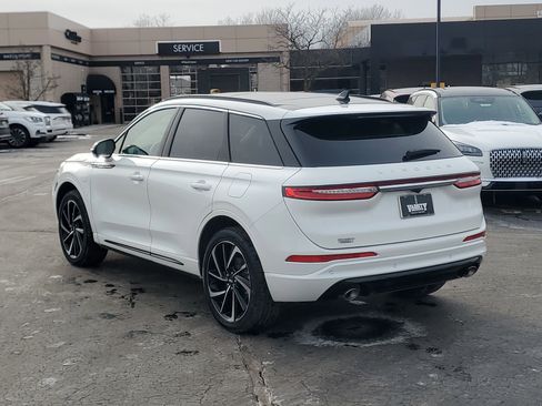 New 2026 Lincoln Corsair Grand Touring image 3