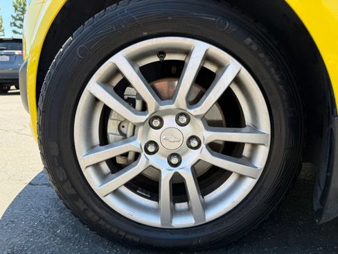 Used 2016 Chevrolet Sonic LT w/ LT Promotional Package FWD image 36
