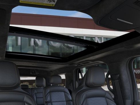 New 2025 Lincoln Navigator Black Label AWD/4WD image 22
