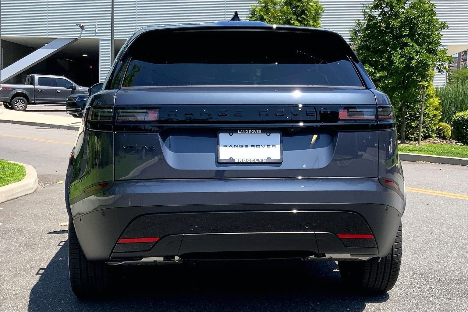 New 2026 Land Rover Range Rover Velar S AWD/4WD image 4