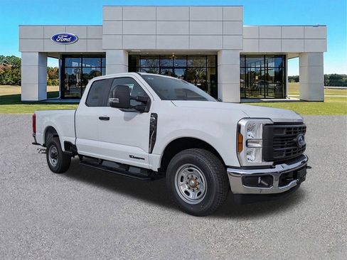 New 2026 Ford F250 XL RWD image 1