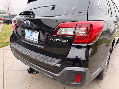 Used 2018 Subaru Outback 2.5i Limited image 34