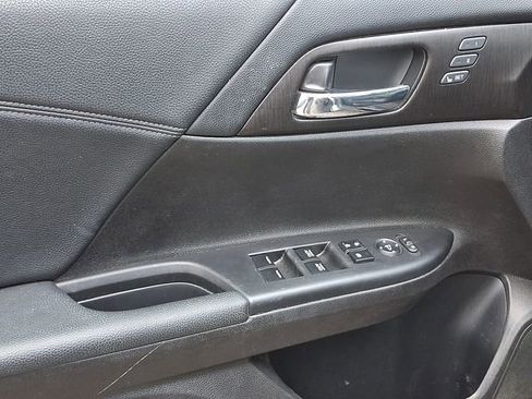 Used 2014 Honda Accord EX-L image 15