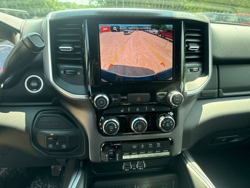 New 2026 RAM 2500 Big Horn AWD/4WD image 13
