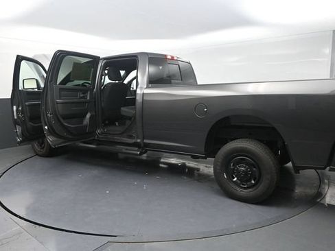 Used 2026 RAM 2500 Tradesman AWD/4WD image 33