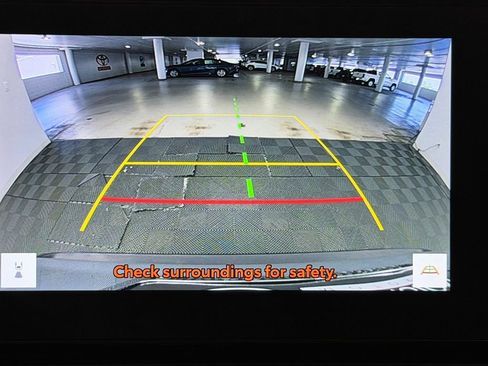 Used 2025 Toyota RAV4 XLE w/ Convenience Package FWD image 36