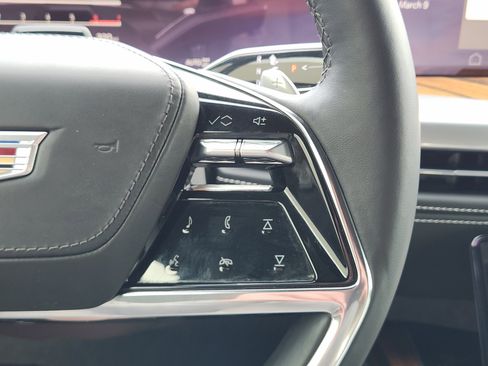 Used 2025 Cadillac Escalade Sport Platinum w/ LPO, Floor Liner Package image 30