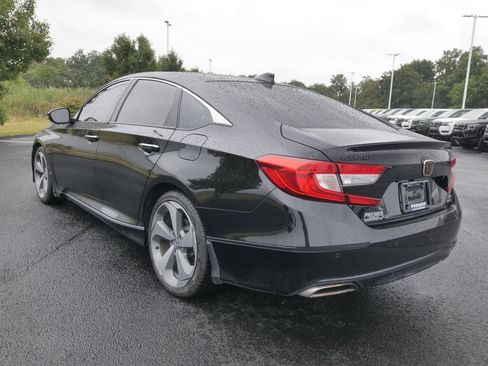Used 2020 Honda Accord Touring image 6