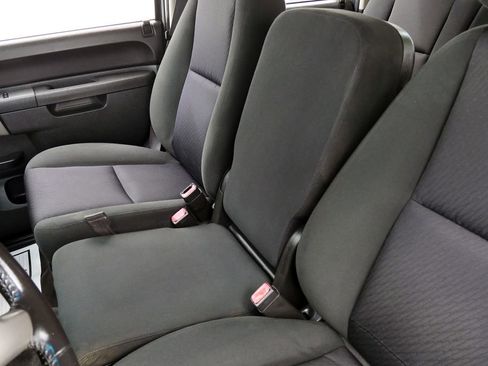 Used 2013 Chevrolet Silverado 2500 LT w/ Interior Plus Package AWD/4WD image 36