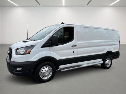 Used 2024 Ford Transit 250 Low Roof AWD w/ Exterior Upgrade Package image 1