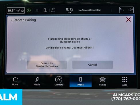 Used 2024 Chrysler Pacifica Touring-L FWD image 40