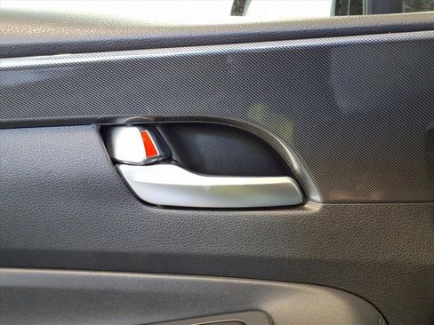 Used 2023 Hyundai Santa Fe SEL image 12