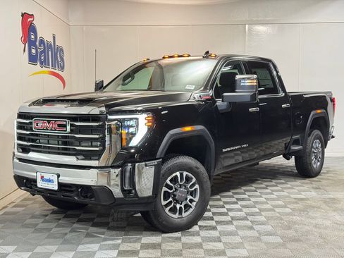 New 2026 GMC Sierra 2500 SLT w/ SLT Convenience Package AWD/4WD image 2