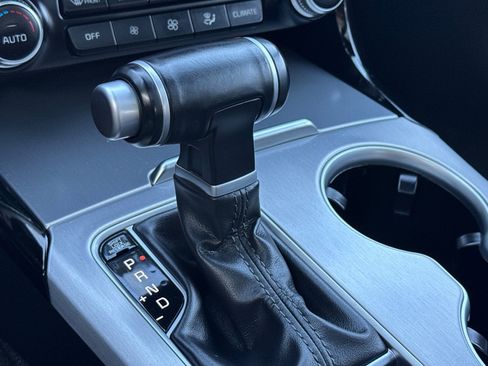 Used 2021 Kia Stinger GT1 image 25