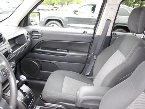 Used 2011 Jeep Patriot Sport w/ PWR Value Group image 14