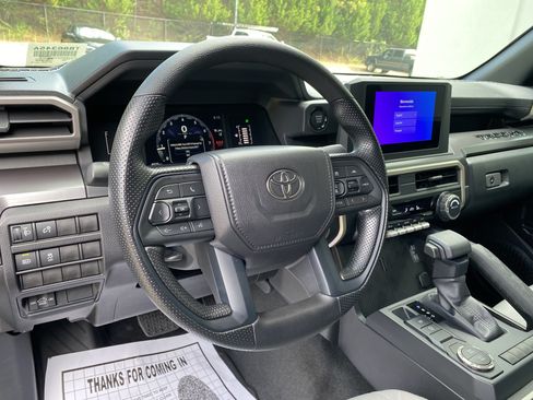 Used 2026 Toyota Tacoma SR5 RWD image 17