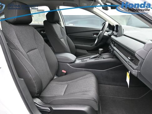 New 2026 Honda Accord SE image 11