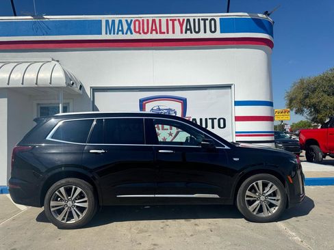 Used 2022 Cadillac XT6 Premium Luxury w/ Technology Package image 26