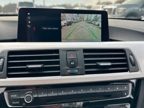 Used 2018 BMW 320i xDrive Sedan AWD/4WD image 24