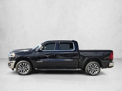 Used 2025 RAM 1500 Limited w/ Trailer Tow Group image 8