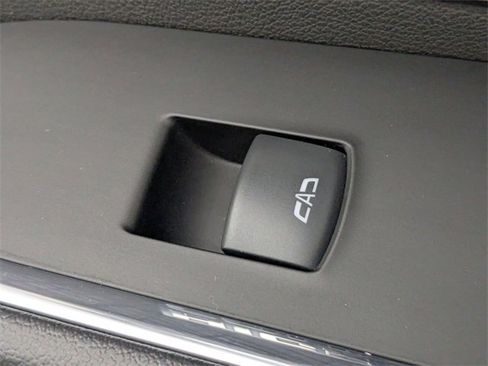 Certified 2022 Chevrolet Silverado 1500 High Country w/ High Country Premium Package image 36