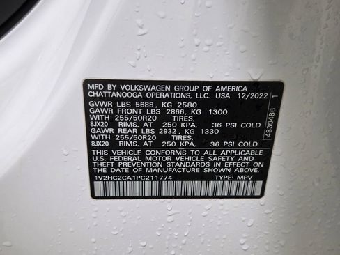 Used 2023 Volkswagen Atlas Cross Sport SE image 24