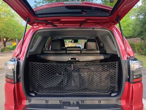 Used 2023 Toyota 4Runner Limited image 11