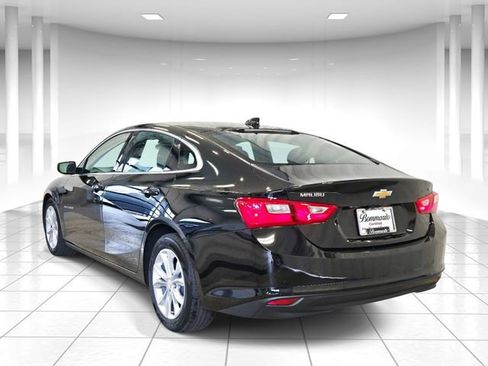 Used 2025 Chevrolet Malibu LT FWD image 3