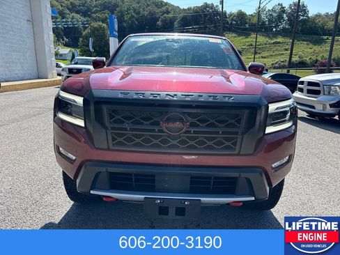 Used 2024 Nissan Frontier PRO-4X w/ Technology Package AWD/4WD image 3