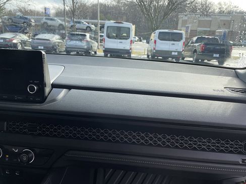 Used 2023 Honda Accord LX image 14