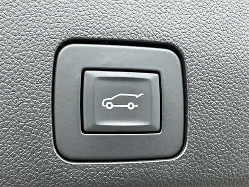 Used 2023 Buick Encore GX Essence w/ Experience Buick Package image 20