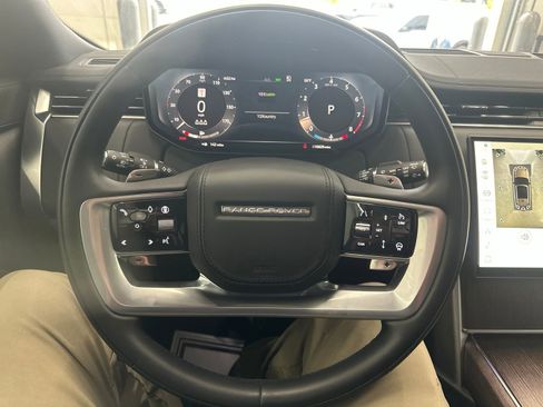 Used 2025 Land Rover Range Rover SE AWD/4WD image 22