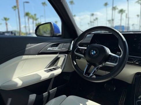 Used 2026 BMW X2 xDrive28i AWD/4WD image 9