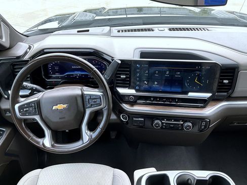 Used 2024 Chevrolet Silverado 2500 LT image 13