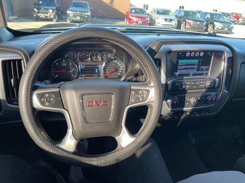 Used 2017 GMC Sierra 2500 SLE w/ SLE Preferred Package image 37